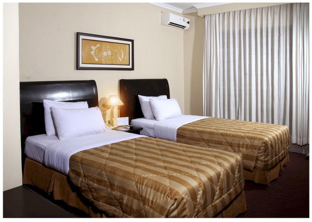 Capital O 534 Sriwijaya Hotel Jakarta Ngoại thất bức ảnh