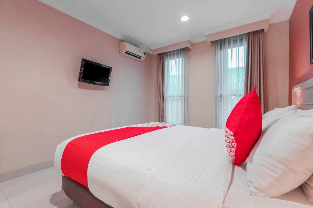 Capital O 534 Sriwijaya Hotel Jakarta Ngoại thất bức ảnh