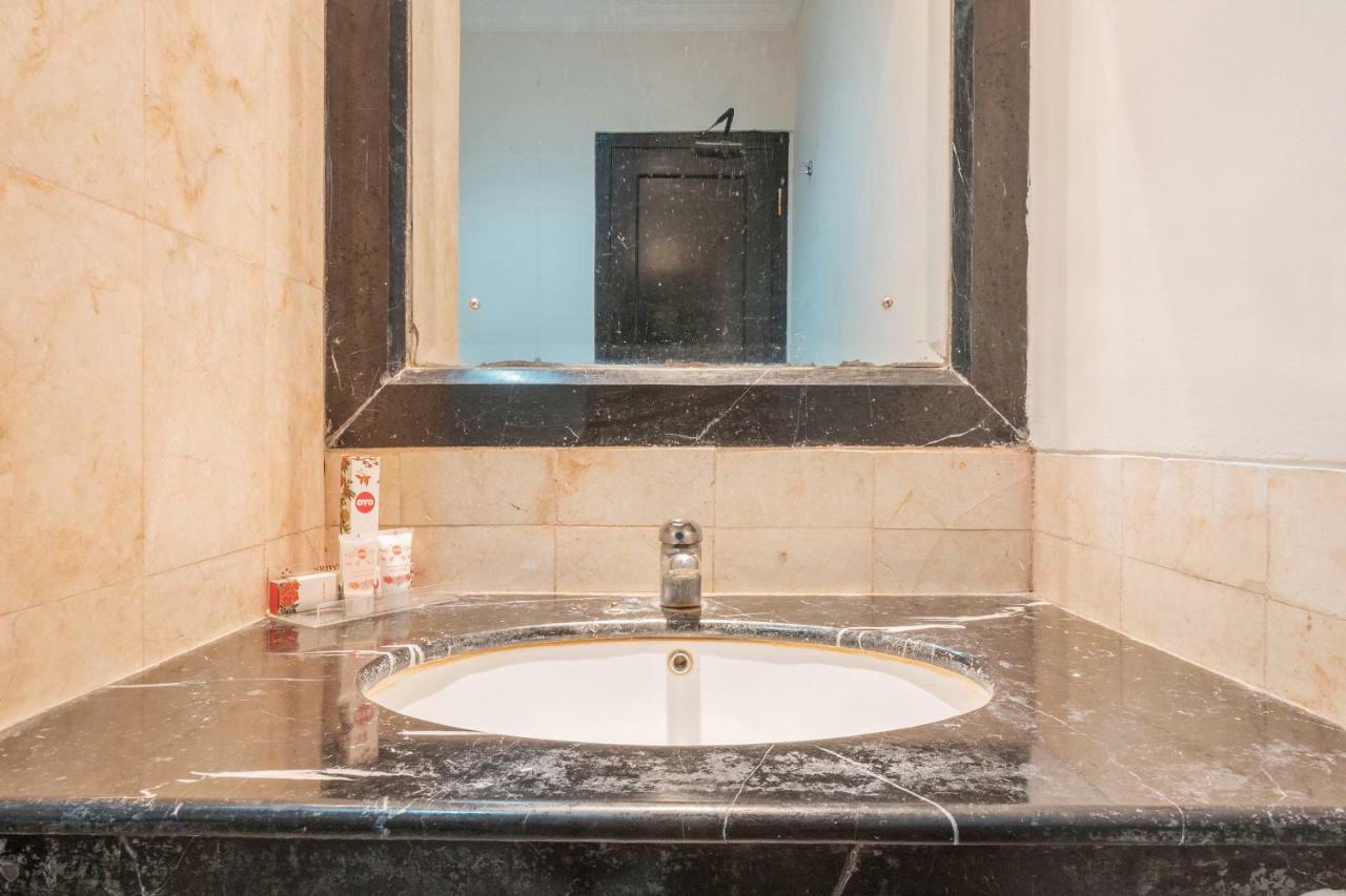 Capital O 534 Sriwijaya Hotel Jakarta Ngoại thất bức ảnh
