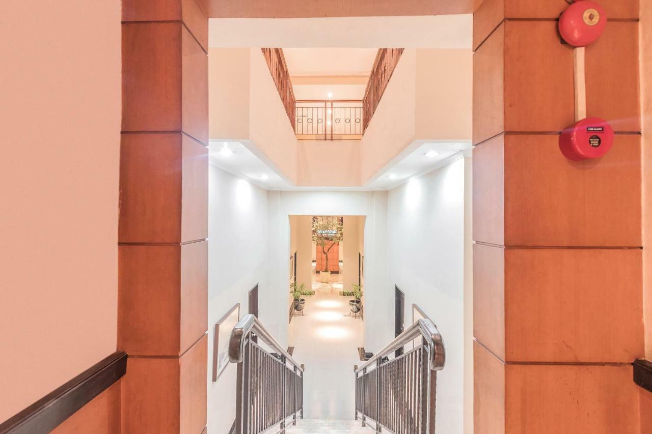 Capital O 534 Sriwijaya Hotel Jakarta Ngoại thất bức ảnh